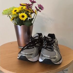 Asics Women's Sneakers in Gray and Black